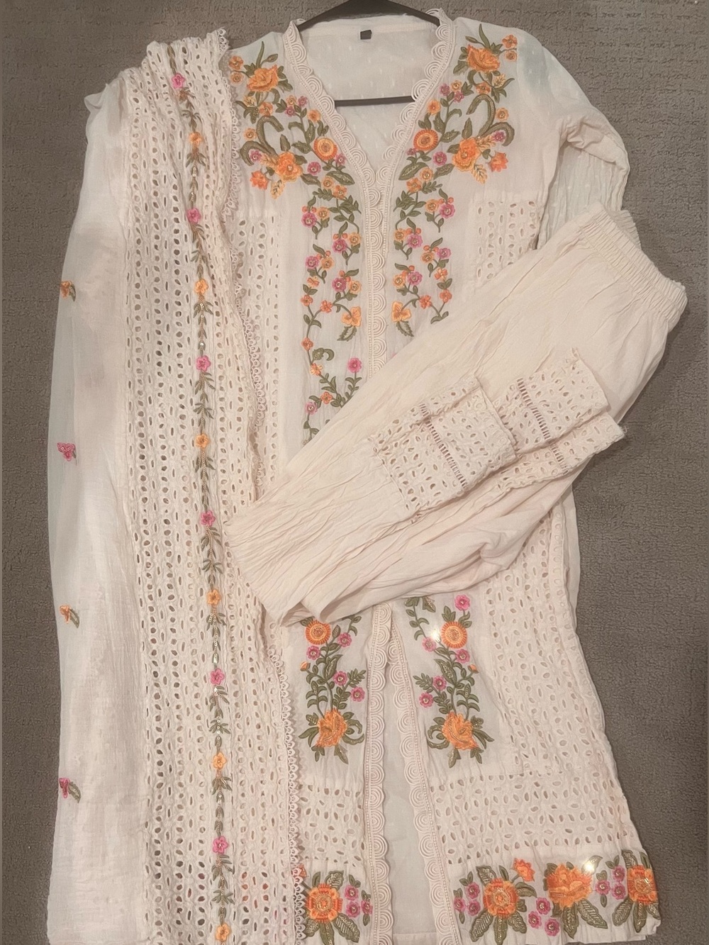 Beige Kurta Set with Floral Embroidery